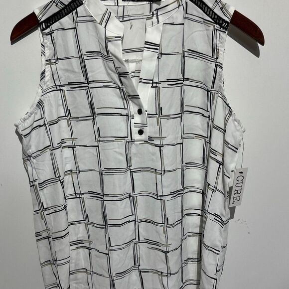 CURE Women's White Black Windowpane Split Neck Sleeveless Blouse Small NWT - Picture 1 of 9